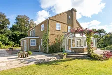 Dog Kennel Lane Chorleywood WD3 photo 1