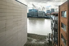 Upper Thames Street London EC4V photo 4