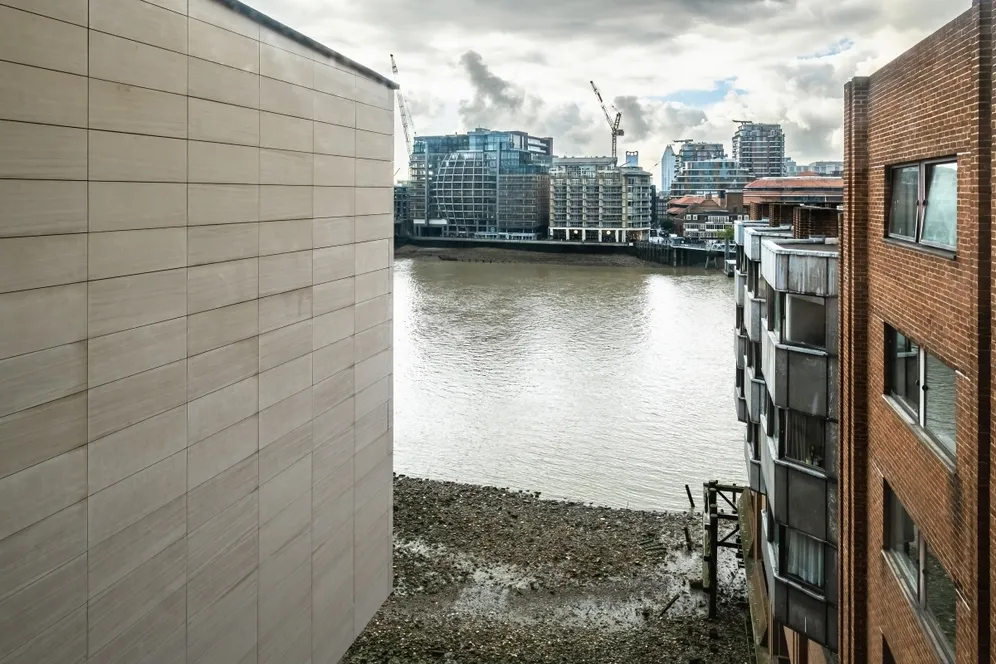 Upper Thames Street London EC4V photo 4