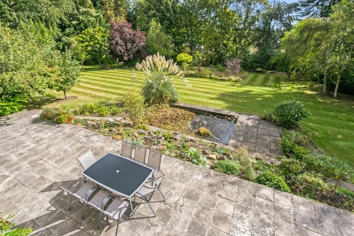 Dog Kennel Lane Chorleywood WD3 photo 2