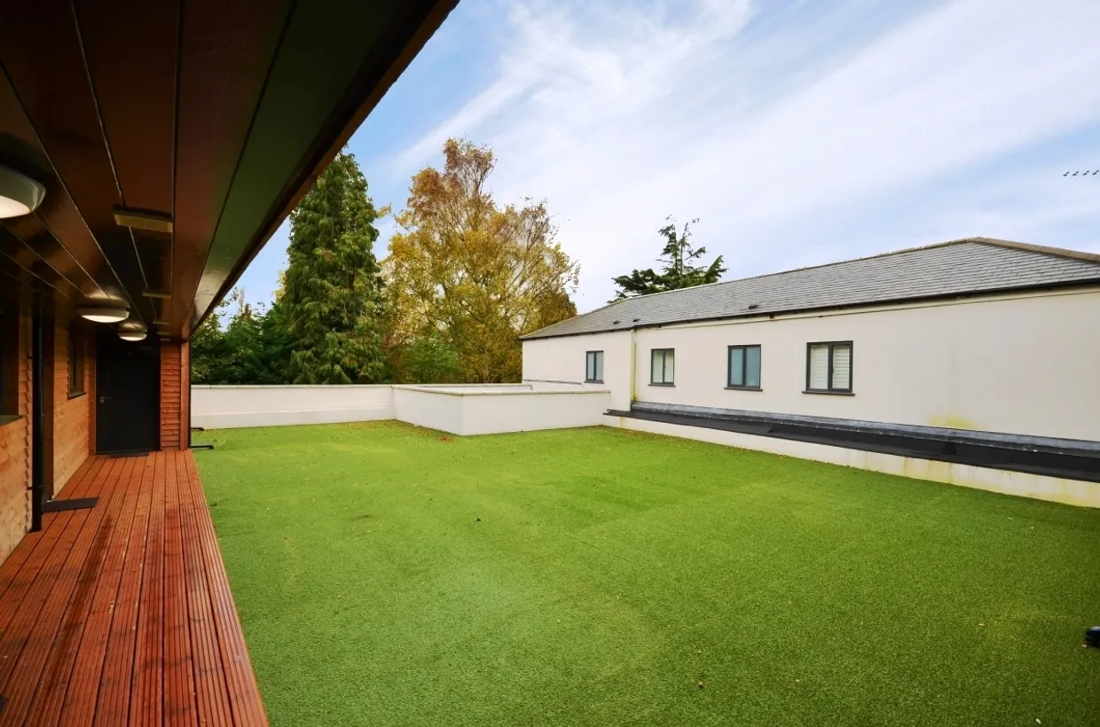 331 Uxbridge Road Rickmansworth WD3 photo 3