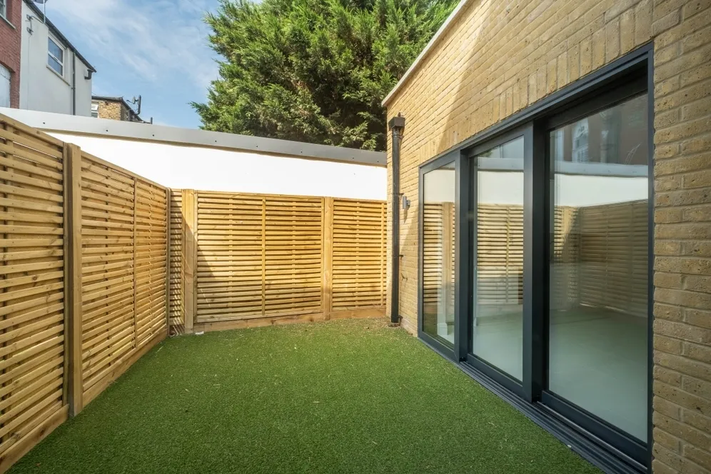 Merton Road London SW19 photo 5