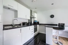 Durnsford Road London SW19 photo 4