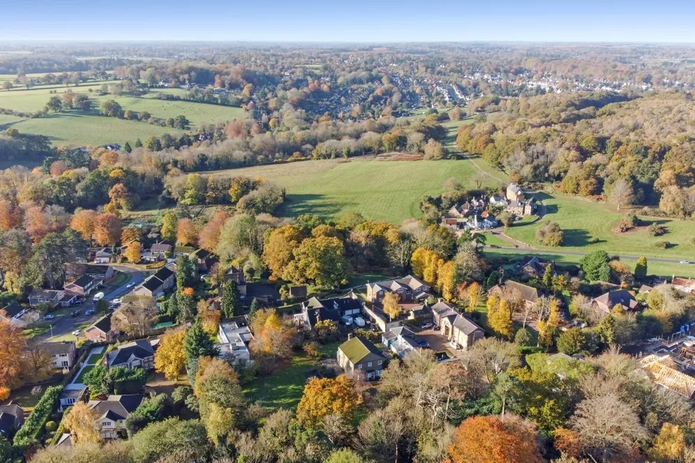 Dog Kennel Lane Chorleywood WD3 photo 20