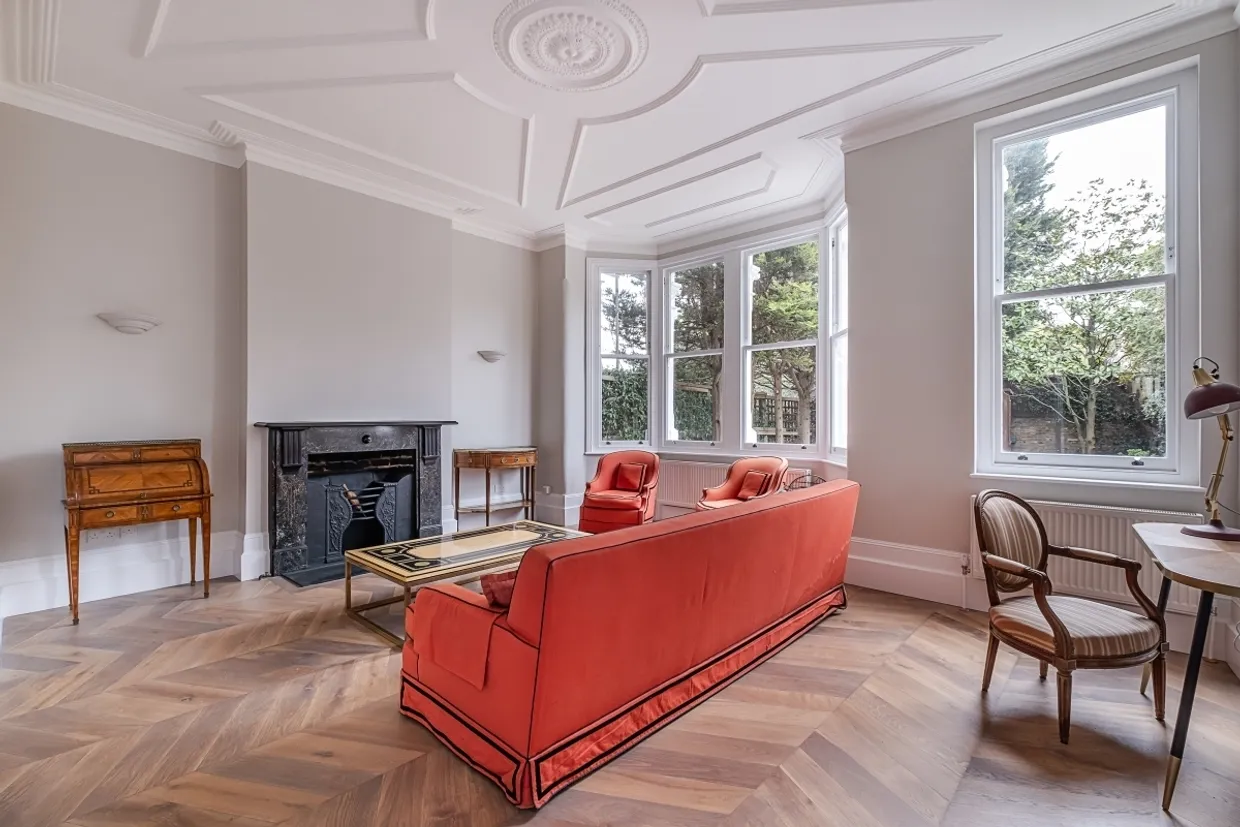 Clapham Common North Side London SW4 photo 1