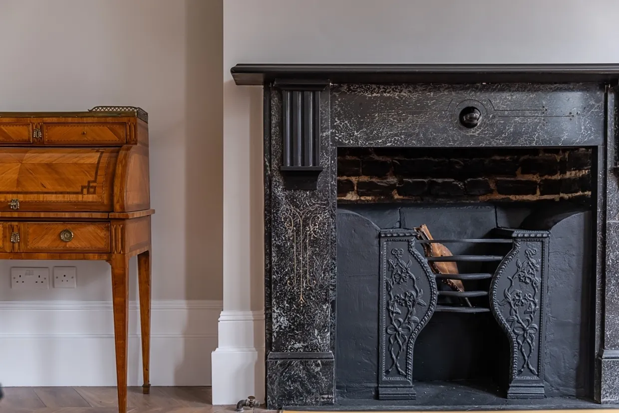 Clapham Common North Side London SW4 photo 6