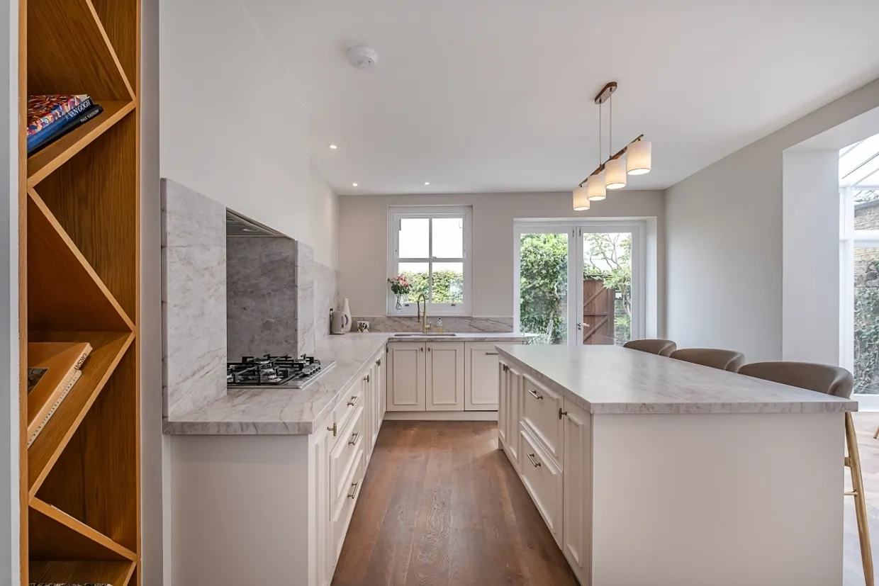 Clapham Common North Side London SW4 photo 14