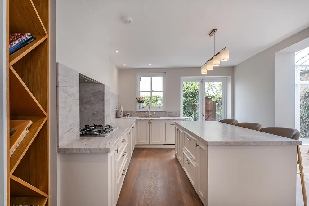 Clapham Common North Side London SW4 photo 14