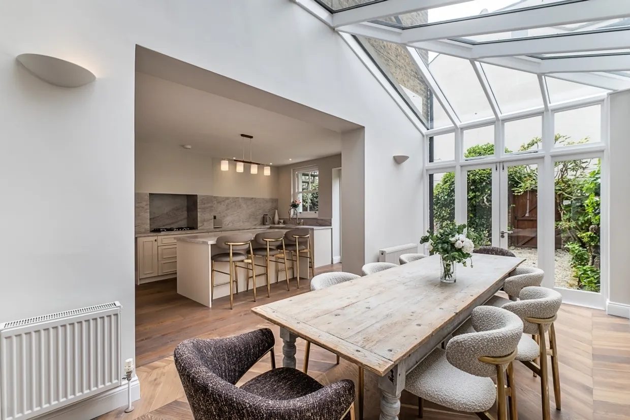 Clapham Common North Side London SW4 photo 17
