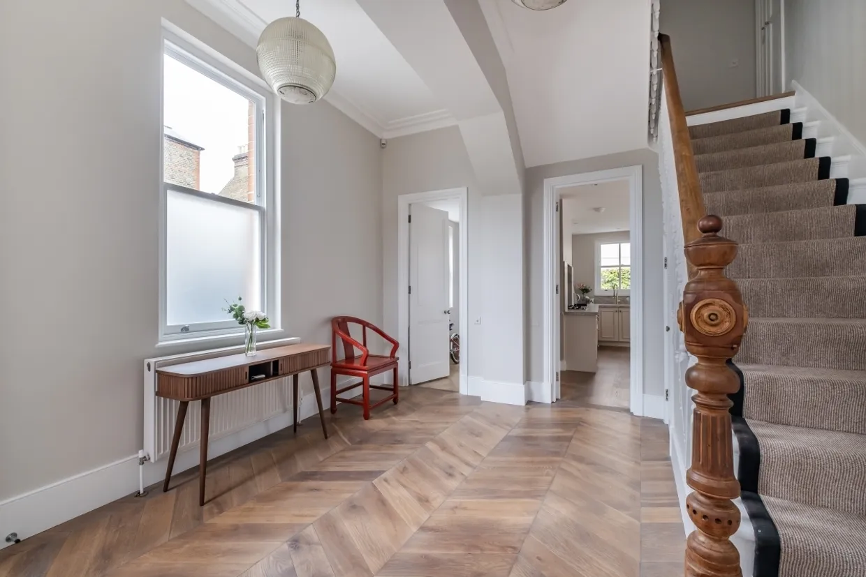 Clapham Common North Side London SW4 photo 25
