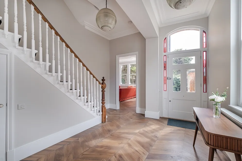 Clapham Common North Side London SW4 photo 26