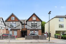 St. James Road, Sutton