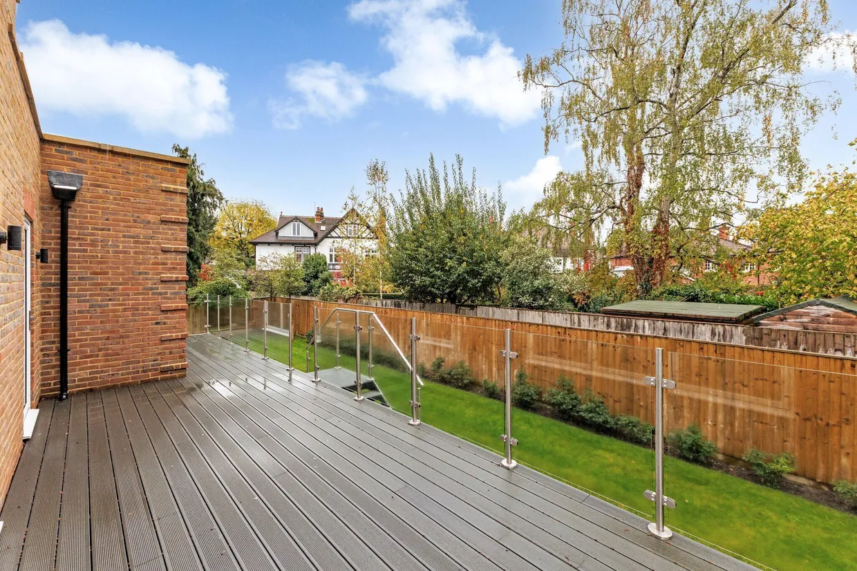 Ellington Gardens, Maidenhead, SL6 photo 10