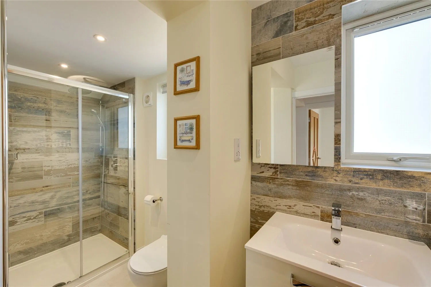Meadow Way, Charmouth, DT6 photo 34