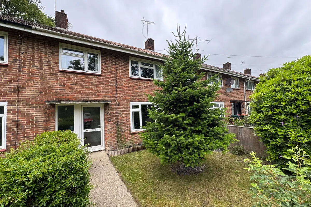 Heron Close, Crawley