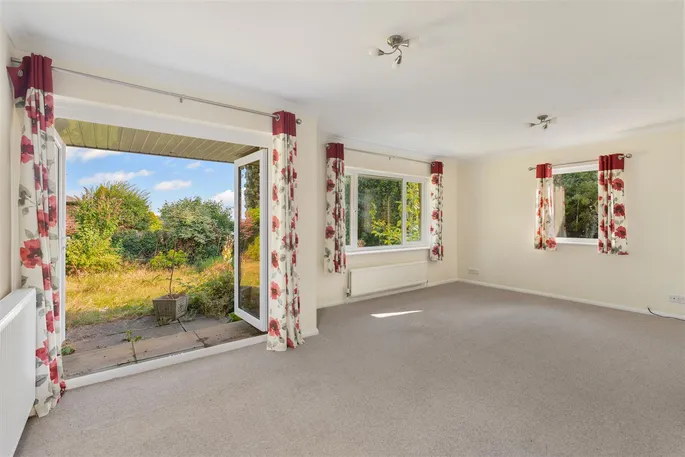 Property carousel image 9