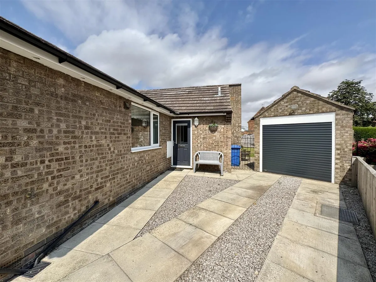 Tostig Close, Stamford Bridge