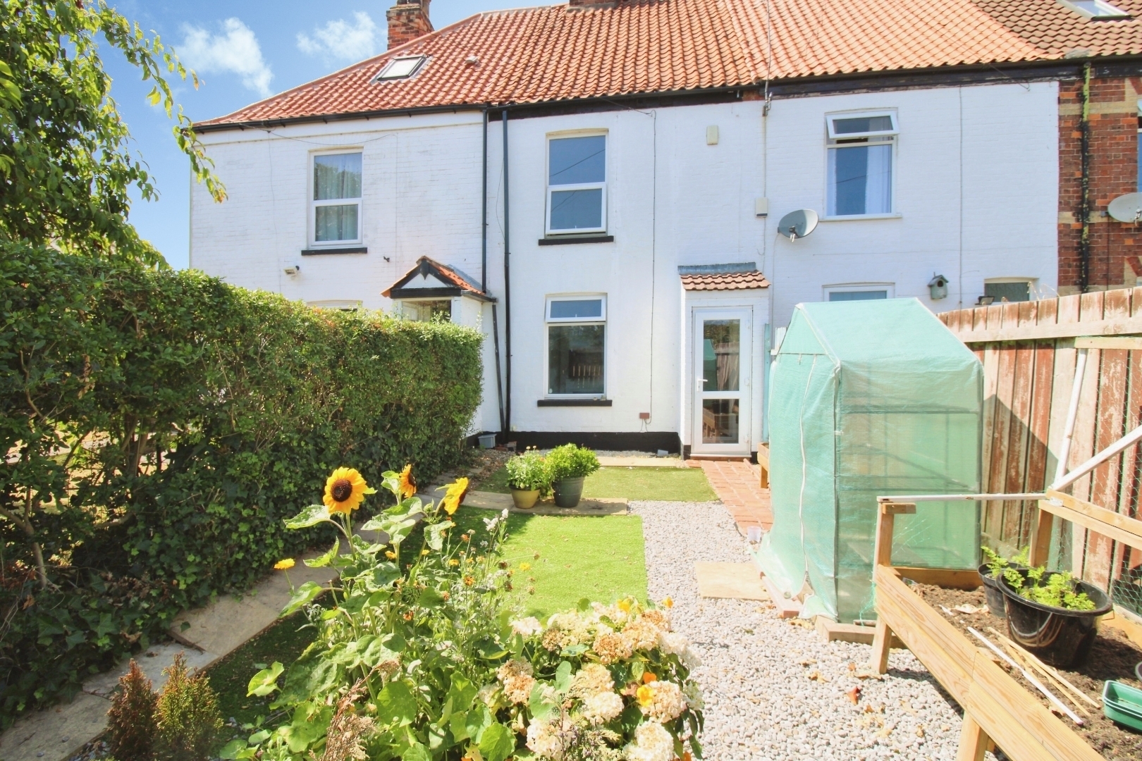 Mount Pleasant, Sutton-On-Hull, Hull Image 1