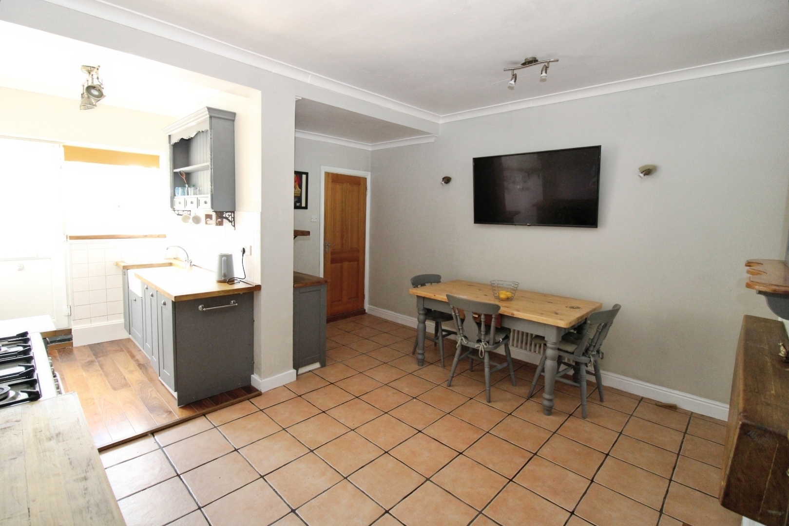 Mount Pleasant, Sutton-On-Hull, Hull Image 6