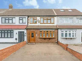 Rainham Road, Rainham photo