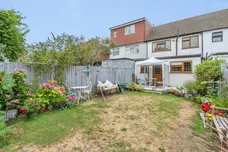 Rainham Road, Rainham