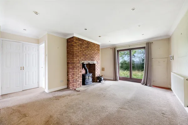 Church Lane, Lydiate, L31 photo 5