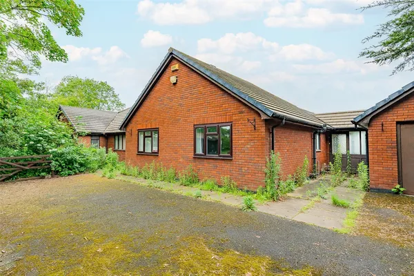 Church Lane, Lydiate, L31 photo 18