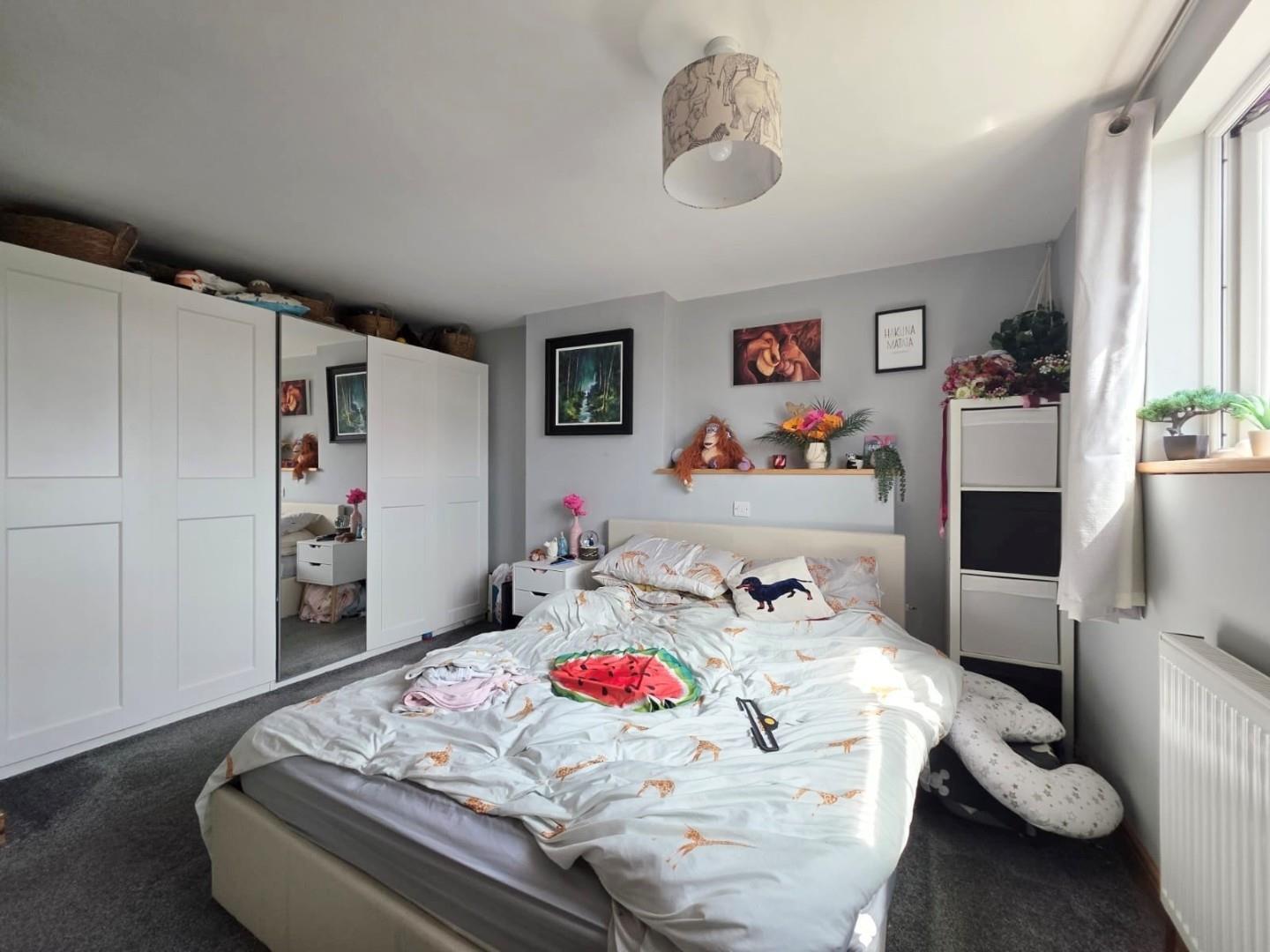Manor Close, Harpole, Northampton Image 9