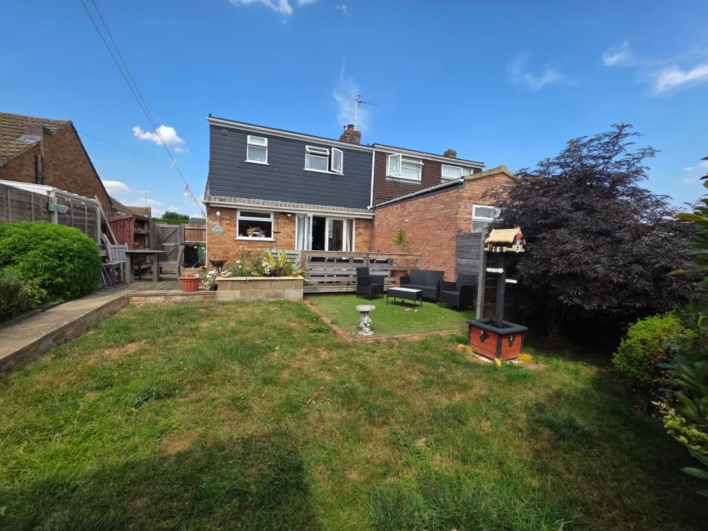 Manor Close, Harpole, Northampton Image 14