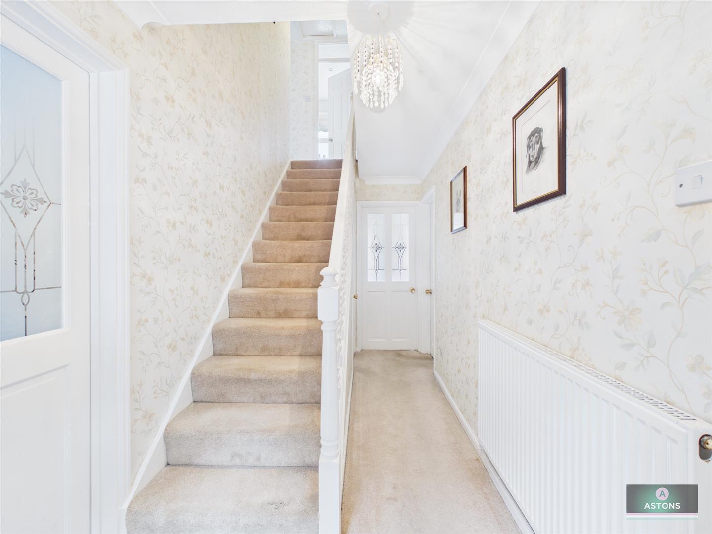 Peverel Road, Ifield, Crawley Image 9