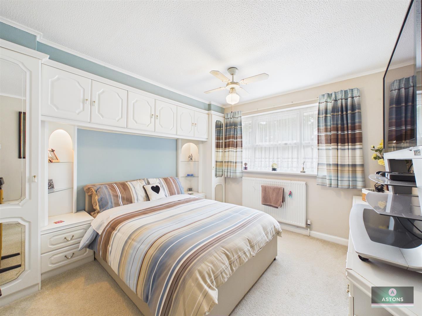 Peverel Road, Ifield, Crawley Image 15