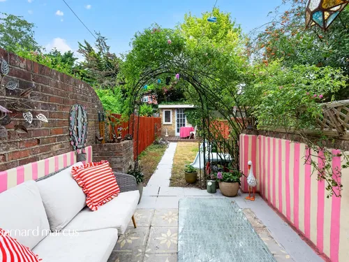 Tankerton Road, Surbitonphoto