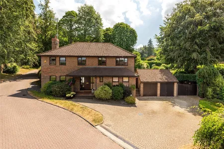 Ladyegate Close, Dorking, RH5