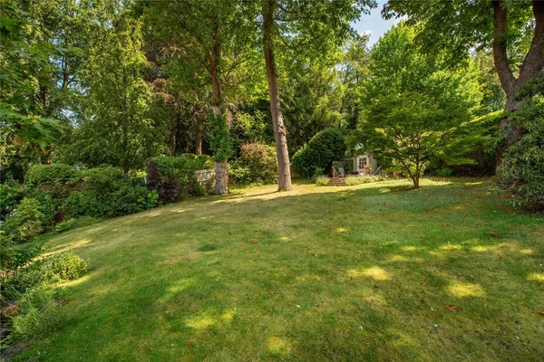 Ladyegate Close, Dorking, RH5 photo 4