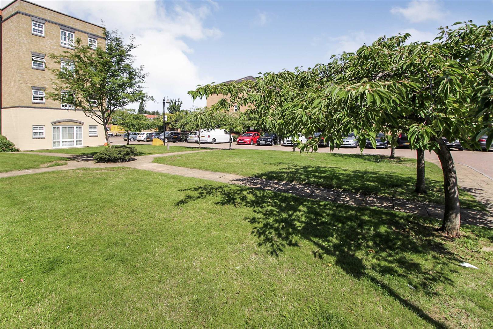 Holyhead Mews, Cippenham Image 9