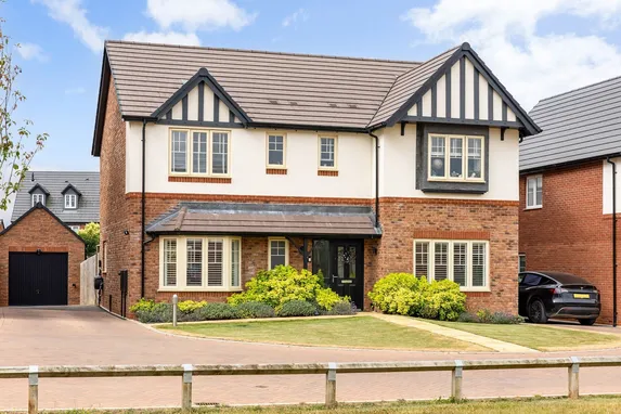 Olver Rd, Shackleton Village, CV37