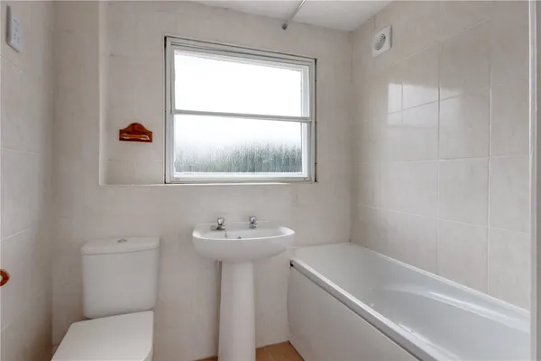Pontoise Close, Sevenoaks, TN13 photo 10