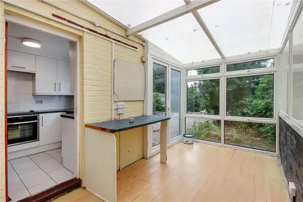 Pontoise Close, Sevenoaks, TN13 photo 11