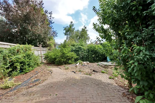 Pontoise Close, Sevenoaks, TN13 photo 12