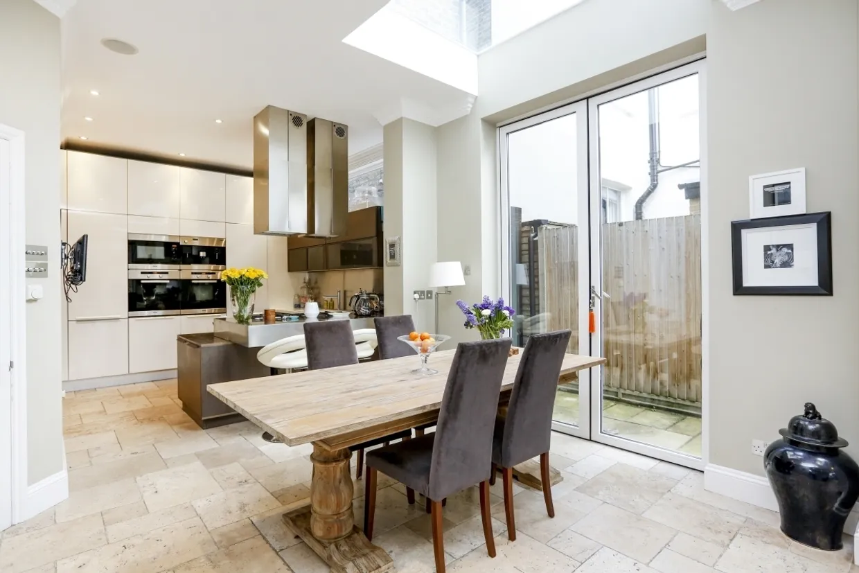 Princes Road, SW19 photo 5