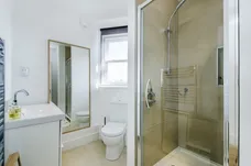 New Kings Road London SW6 photo 11