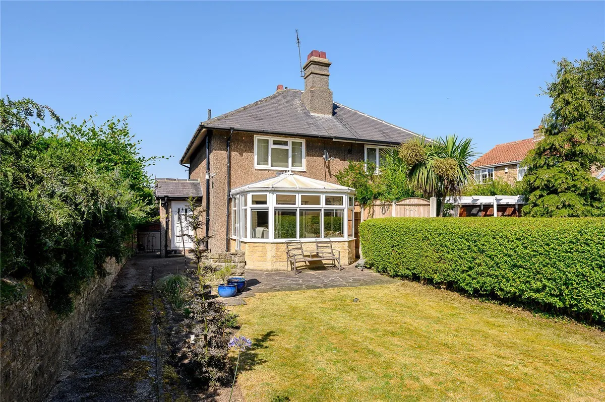 The Crag, Bramham, LS23