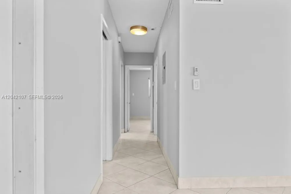 3213 Colony Club Rd, Pompano Beach, FL 33062