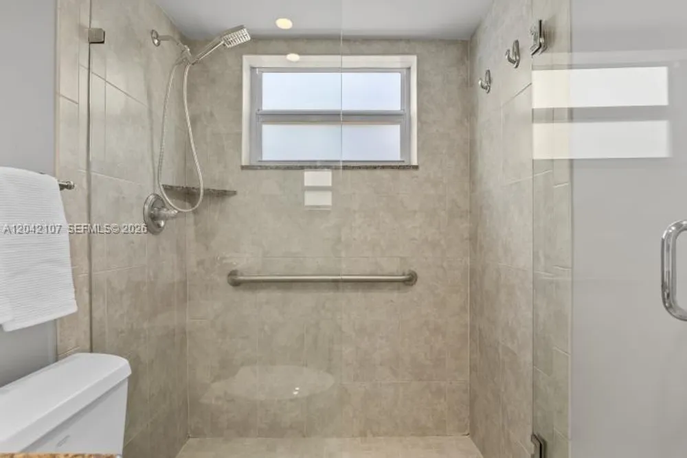 3213 Colony Club Rd, Pompano Beach, FL 33062