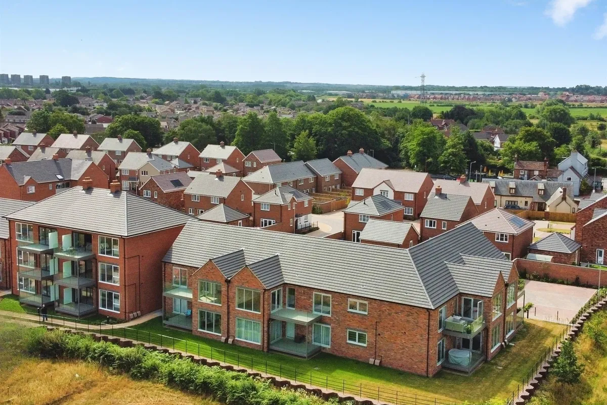Hatfield Court, Tamworth