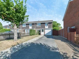 Alder Drive, Alderholt, Fordingbridge photo