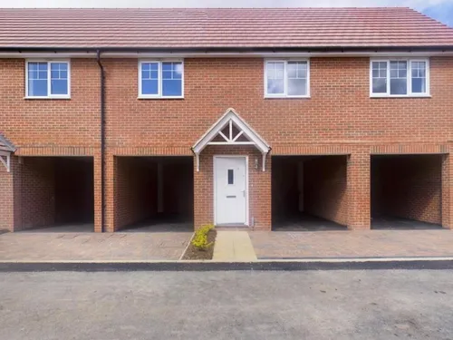 Sandpiper Road, HARLOWphoto
