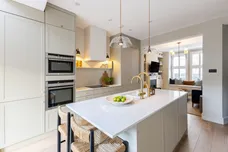 Priory Road, London, W4 photo 3