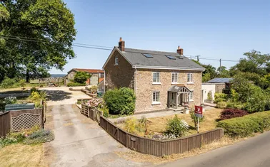 Oakford, Tiverton