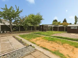 Knollbeck Lane, Brampton, Barnsley thumb 3